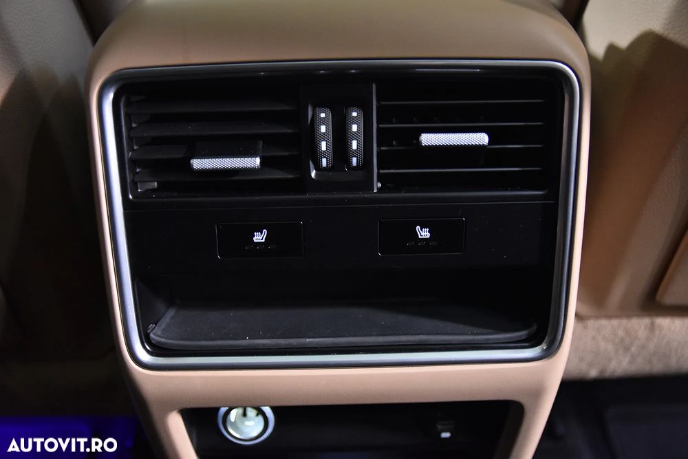 Porsche Cayenne Coupe - 24