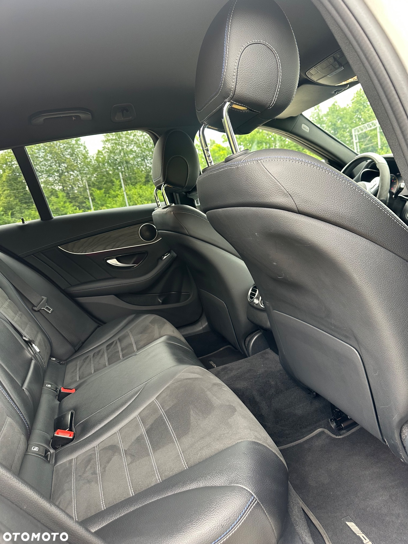 Mercedes-Benz Klasa C 220 d T 9G-TRONIC Night Edition - 20