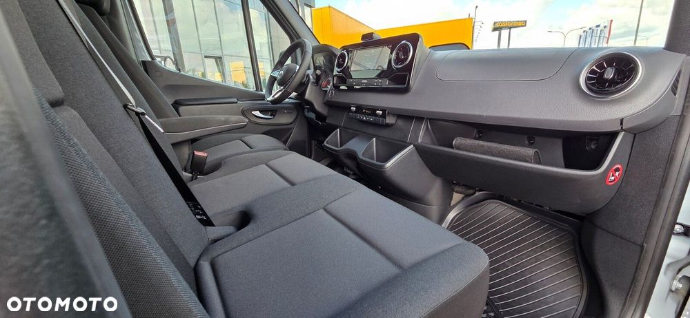 Mercedes-Benz Sprinter Sprinter - 16