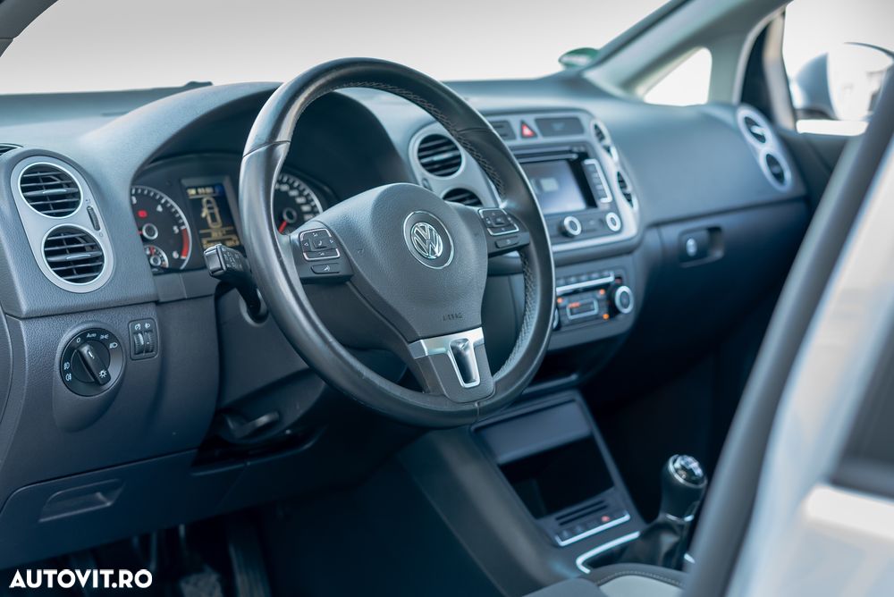 Volkswagen Golf Plus 1.6 TDI DPF MATCH - 4