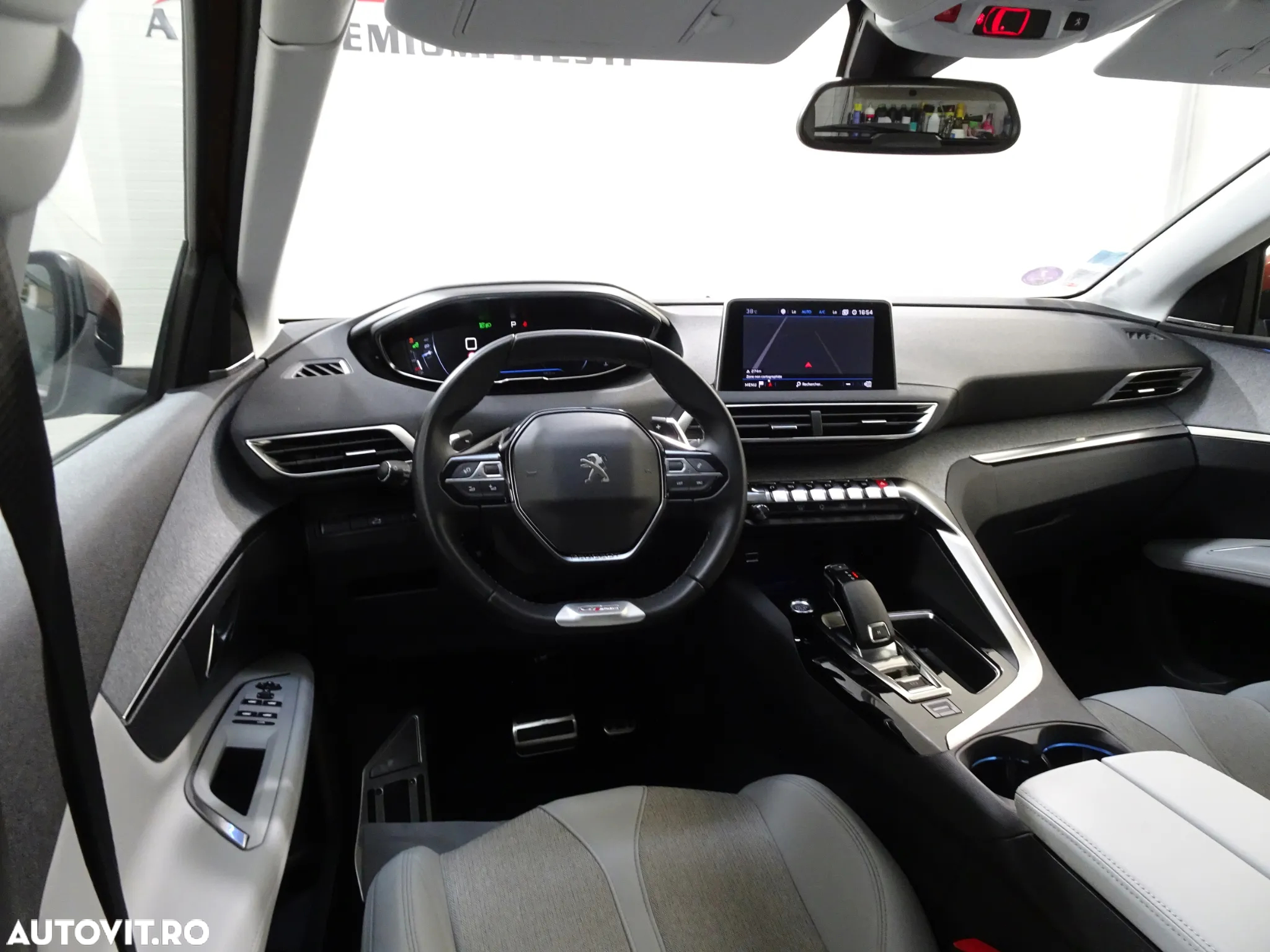 Peugeot 3008 1.2 PureTech 130 EAT8 GT - 16