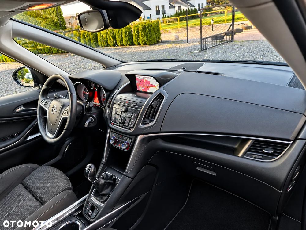Opel Zafira - 34