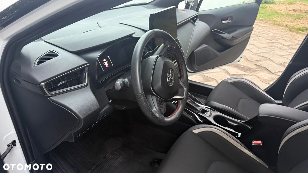 Toyota Corolla 2.0 Hybrid GR Sport - 34