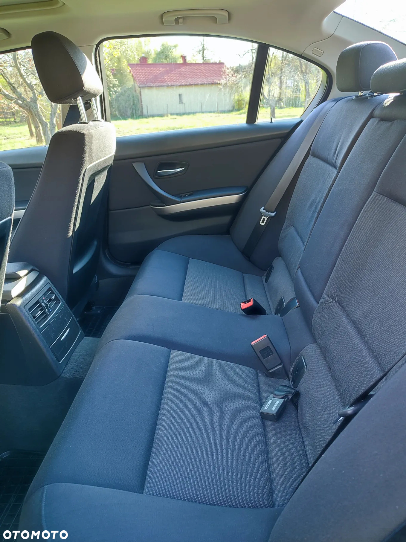BMW Seria 3 320i - 7
