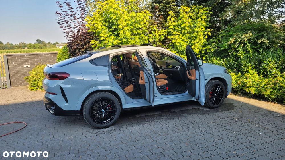 BMW X6 - 15