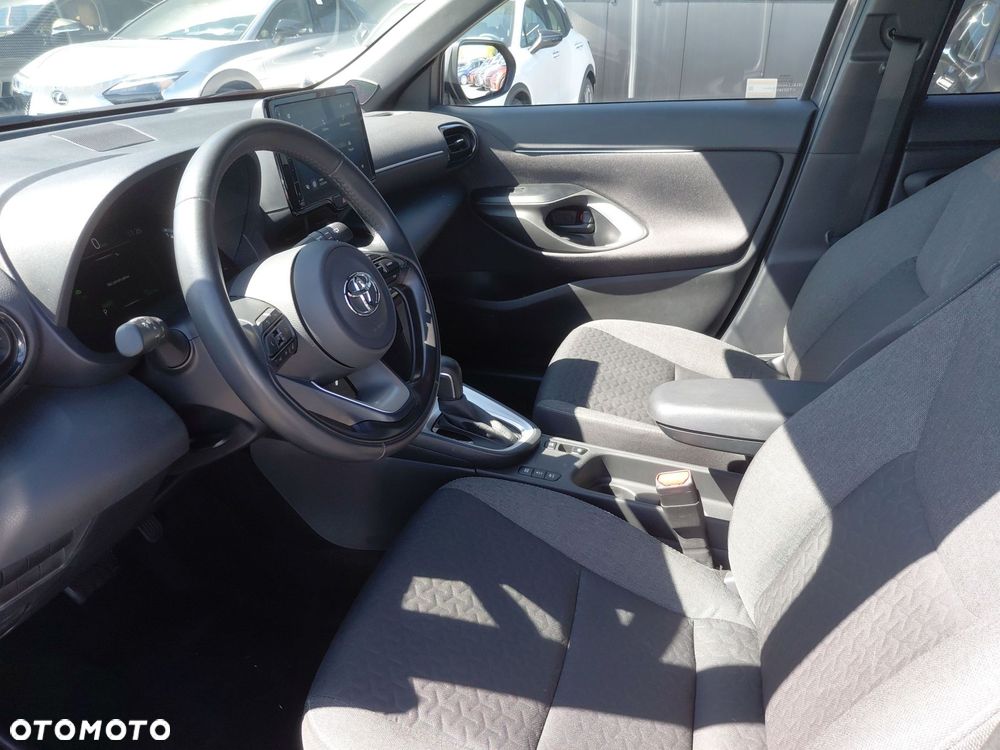 Toyota Yaris Cross - 15