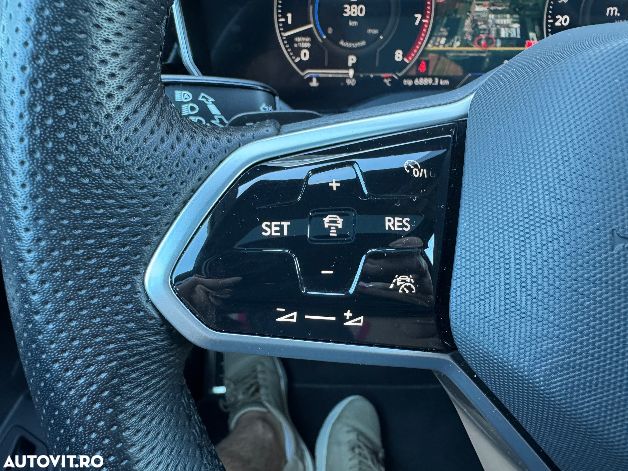 Volkswagen Touareg V6 TSI 4MOTION R-Line - 26
