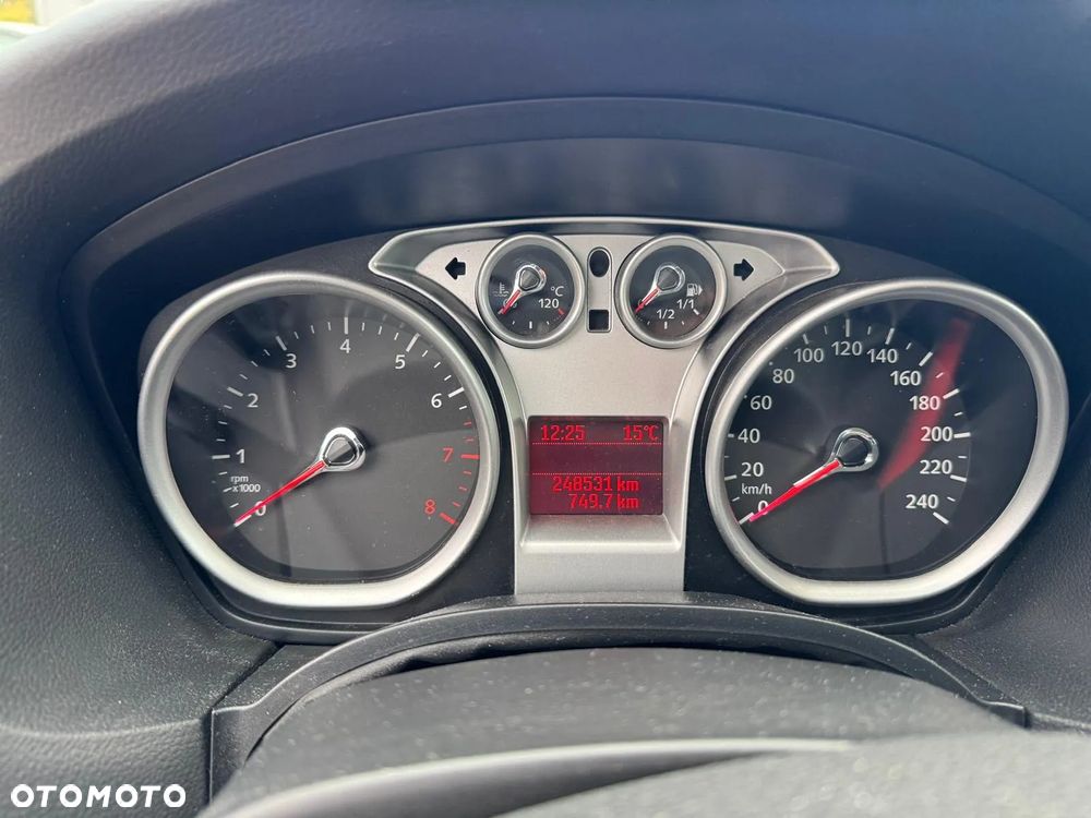 Ford Focus 1.6 Silver X - 12