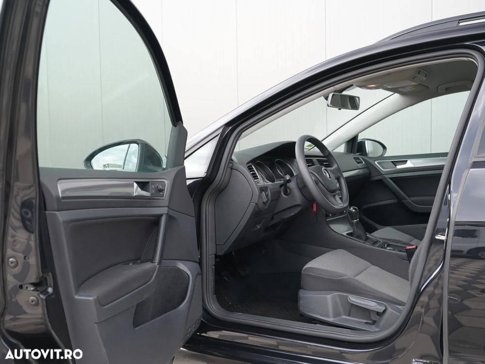 Volkswagen Golf 1.6 TDI BlueMotion Technology Trendline - 20