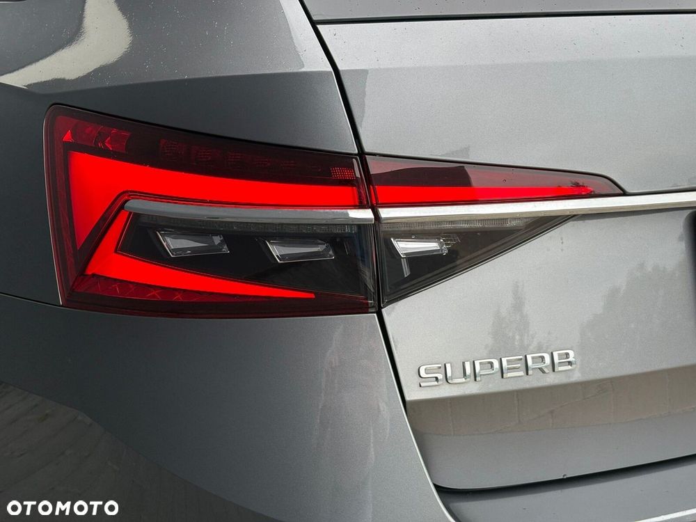 Skoda Superb 2.0 TDI SCR Style DSG - 20