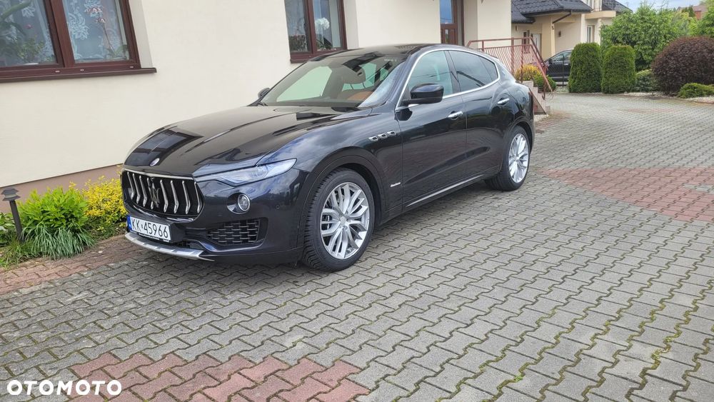 Maserati Levante S Granlusso - 25