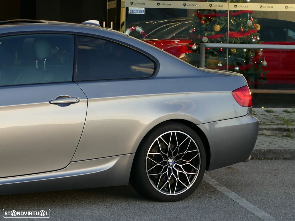 BMW 320 d Coupe - 13