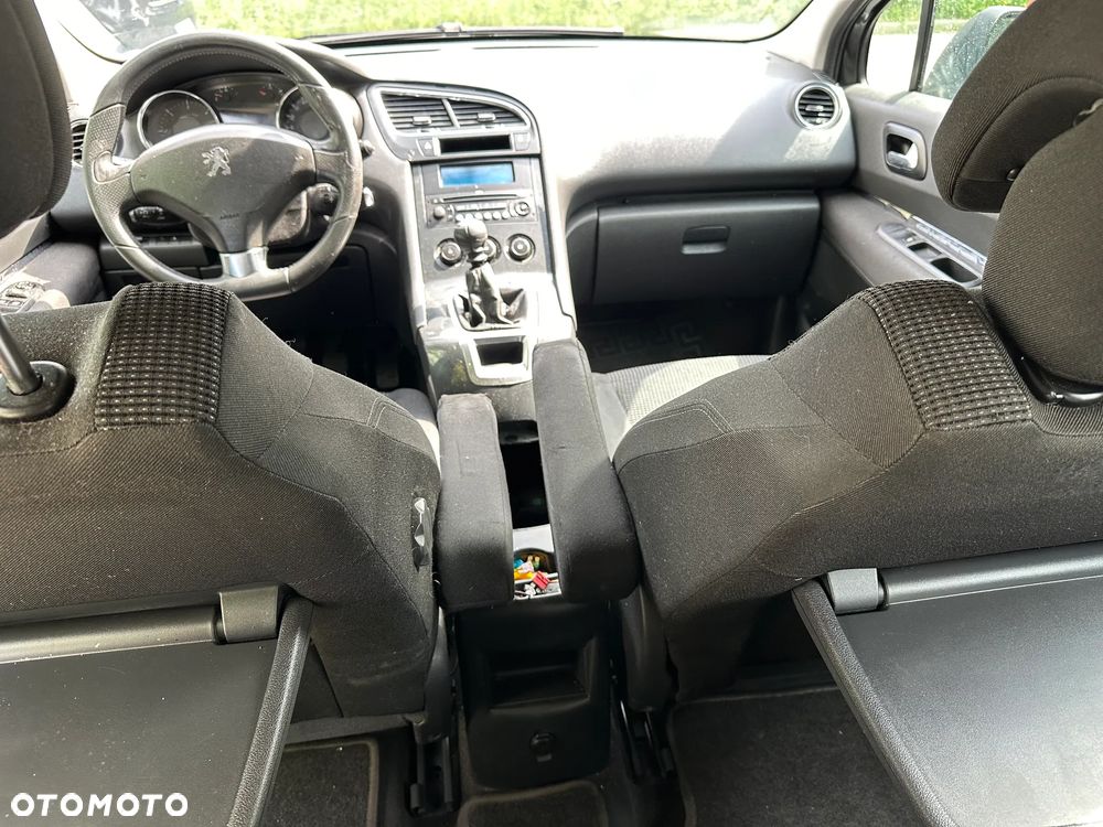 Peugeot 5008 - 6