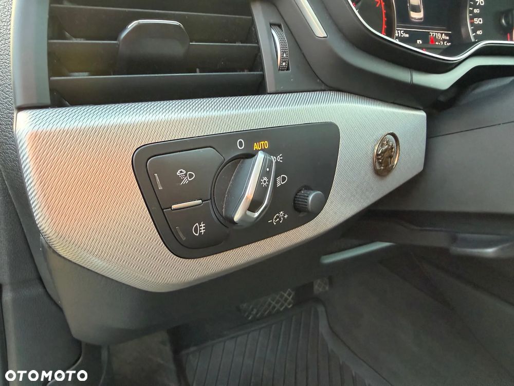 Audi A4 Limousine 1.4 TFSI S tronic - 17