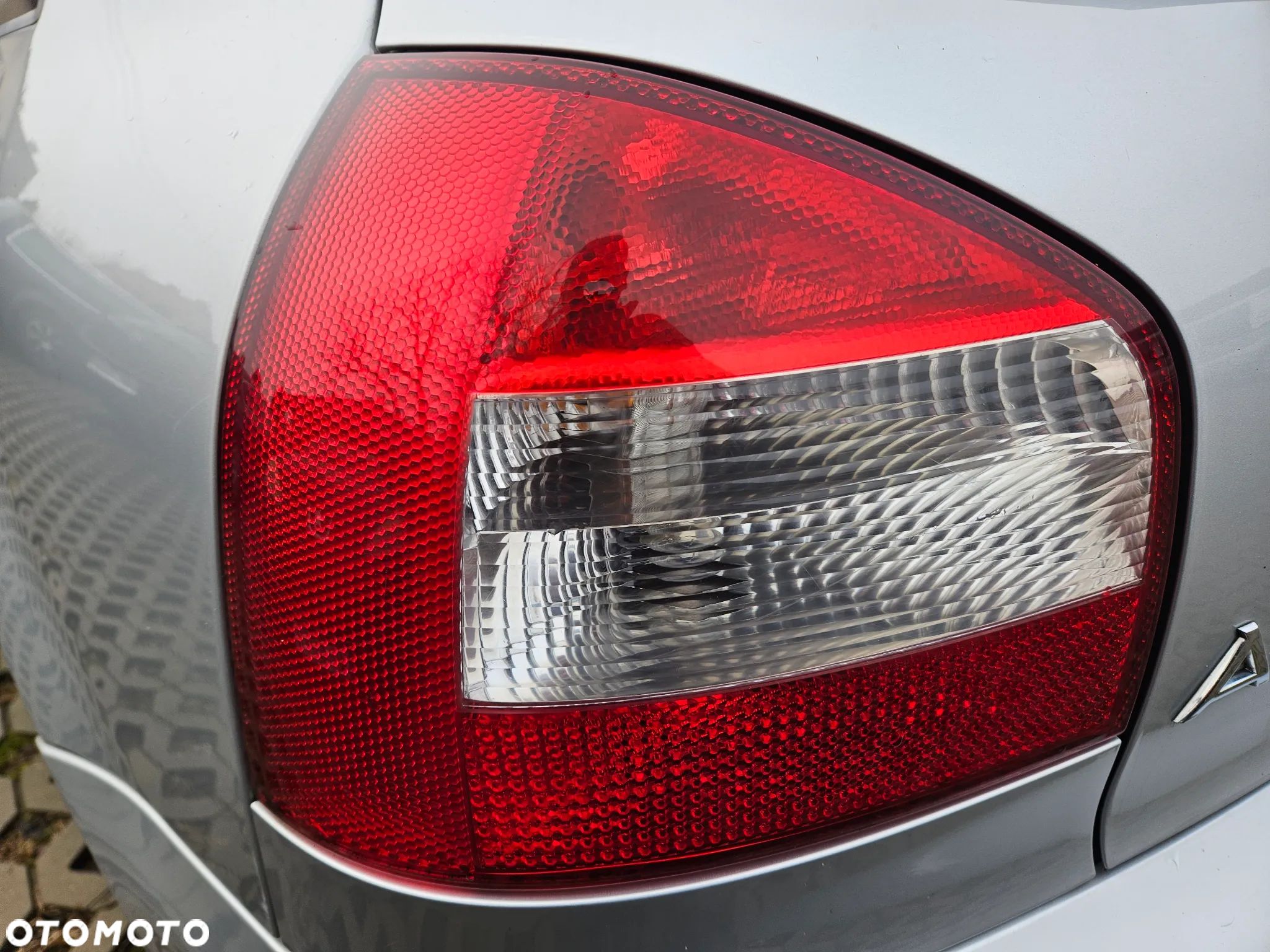 Audi A3 lift 8L lampa tył tylna prawa lewa - 1