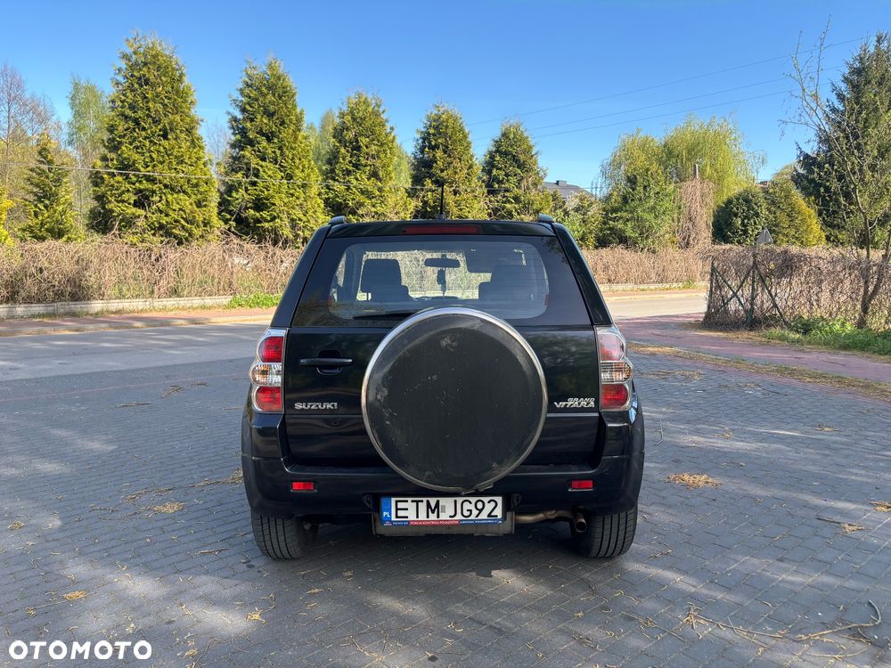 Suzuki Grand Vitara 1.6 - 7