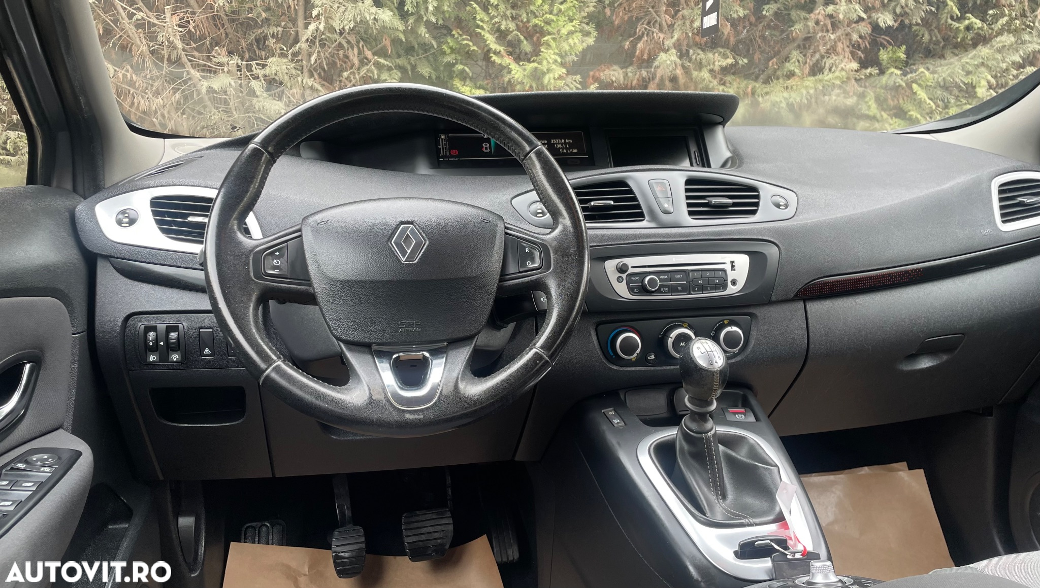 Renault Scenic ENERGY dCi 110 S&S Bose Edition - 17