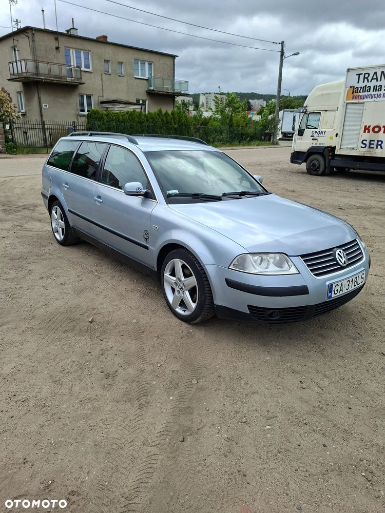 Volkswagen Passat 1.9 TDI Basis - 1