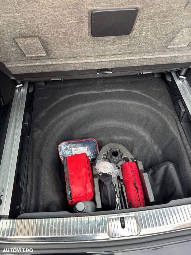 Volkswagen Passat 2.0 TDI (BlueMotion Technology) Highline - 36