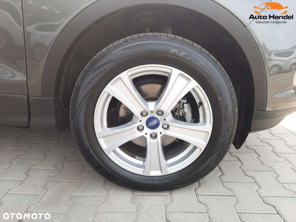 Ford Kuga 1.5 EcoBoost 2x4 Titanium - 36