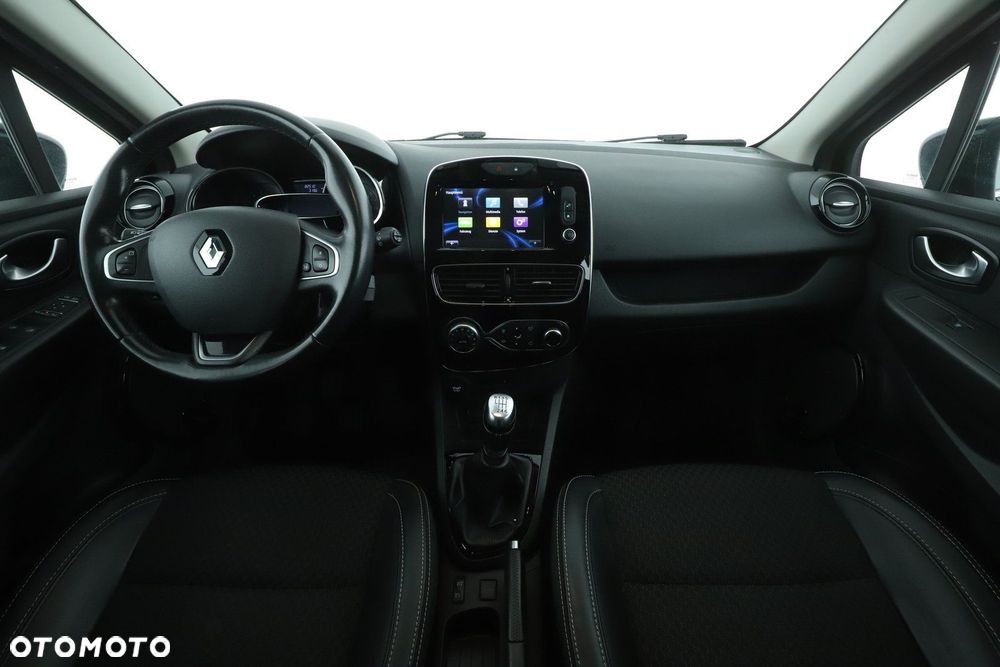 Renault Clio - 22
