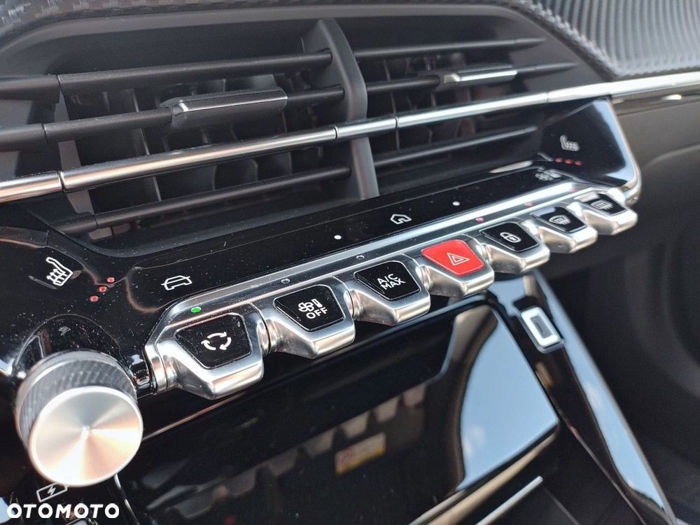 Peugeot 2008 1.2 PureTech Allure S&S EAT8 - 21