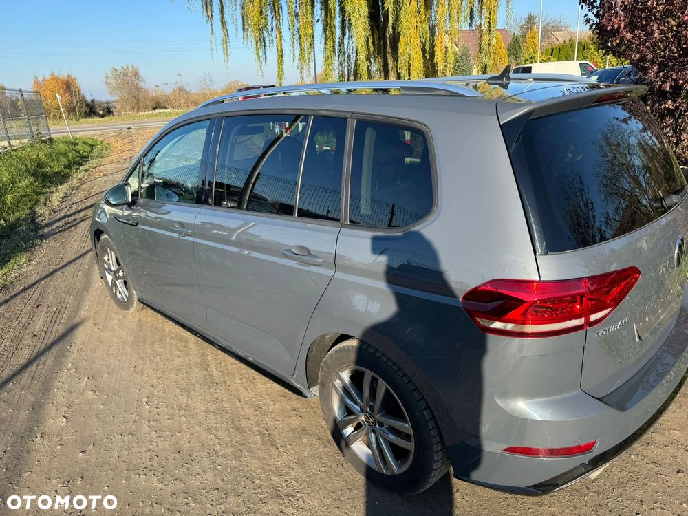 Volkswagen Touran - 2