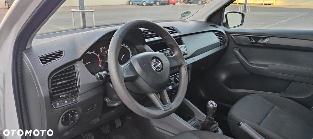 Skoda Fabia 1.0 MPI Ambition - 23