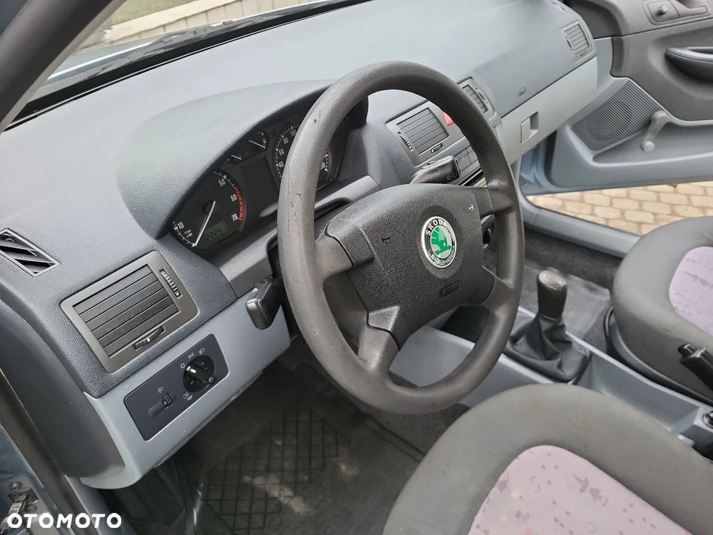 Skoda Fabia 1.4 16V Style Edition - 38