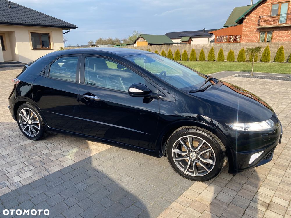 Honda Civic 1.8 Executive - 21