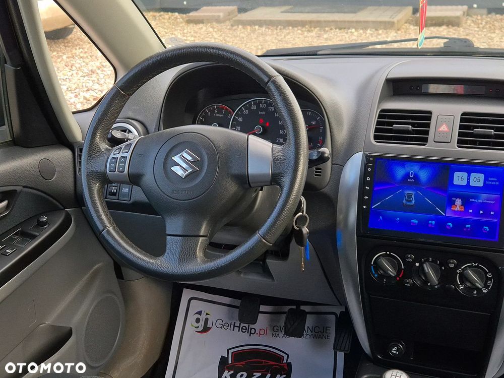 Suzuki SX4 1.5 - 23