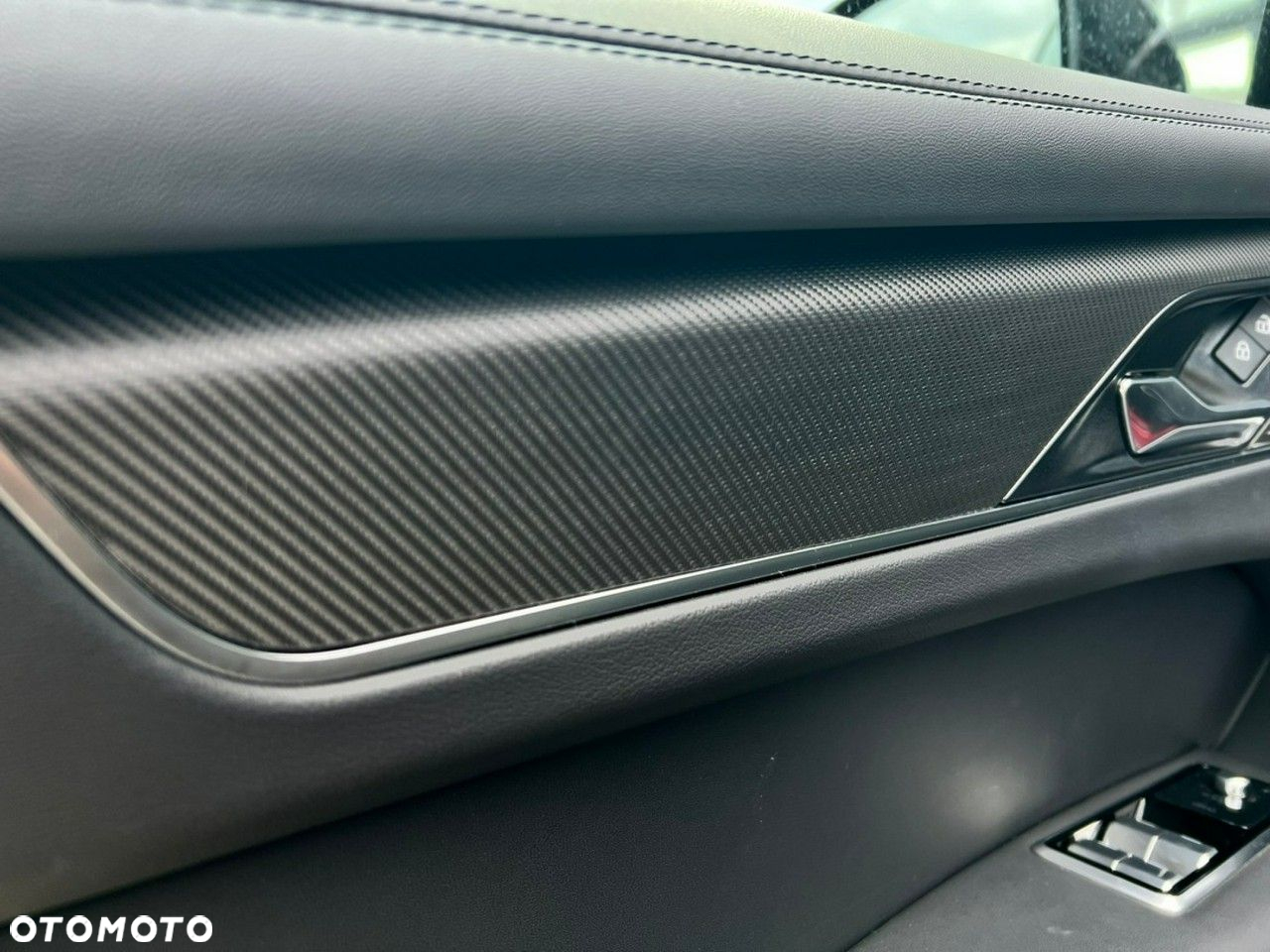 Jaguar F-Pace - 31