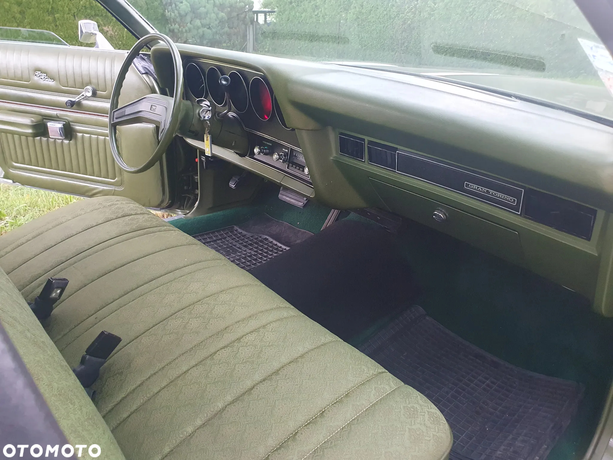 Ford Inny - 24