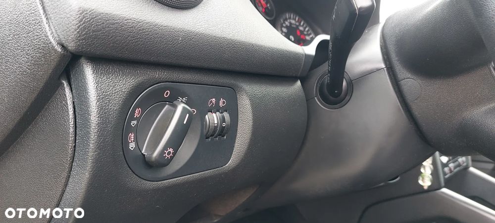 Audi A3 1.6 Ambiente - 18