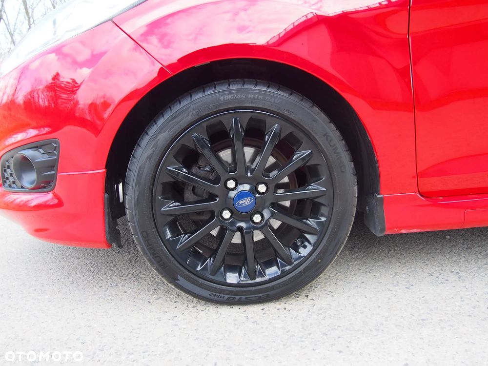 Ford Fiesta 1.0 EcoBoost STart-Stop Titanium - 36