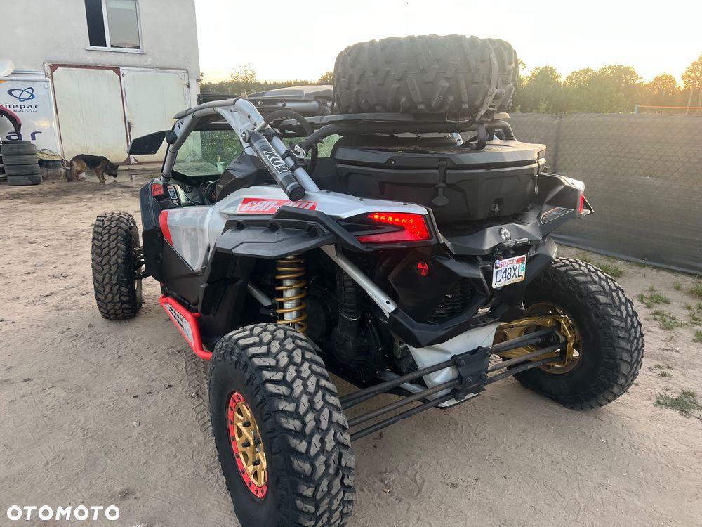 Can-Am Maverick - 11