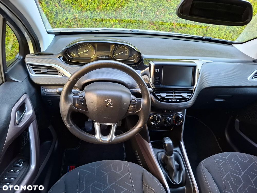 Peugeot 2008 PureTech 110 Stop&Start Urban Move - 14