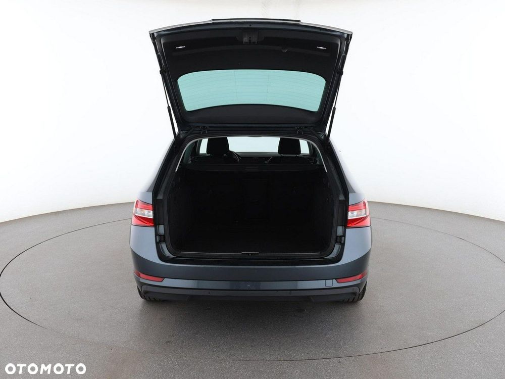 Skoda Superb - 19