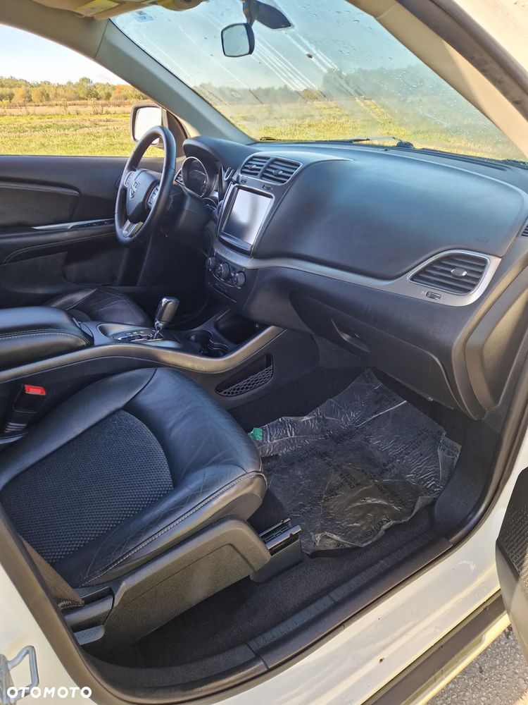 Dodge Journey - 15