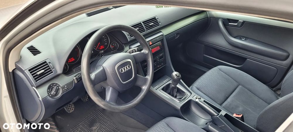 Audi A4 Avant 1.9 TDI - 13