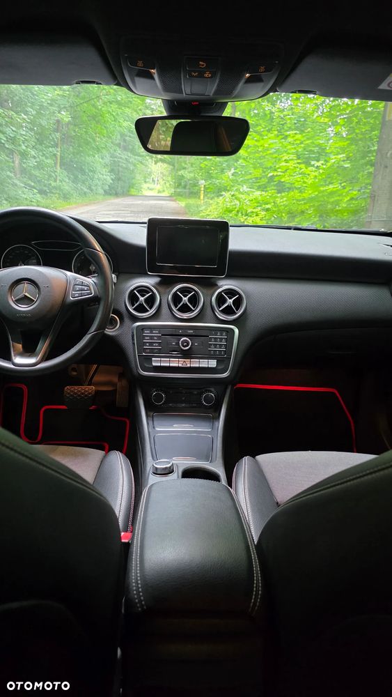 Mercedes-Benz Klasa A 200 (BlueEFFICIENCY) 7G-DCT Style - 14