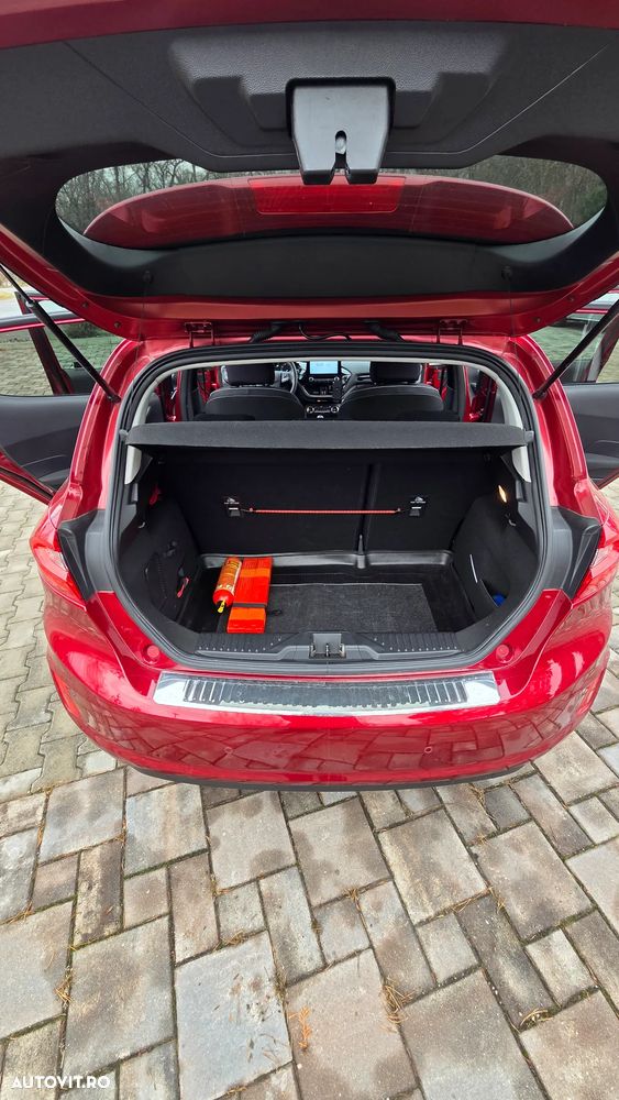 Ford Fiesta 1.0 EcoBoost Titanium - 11