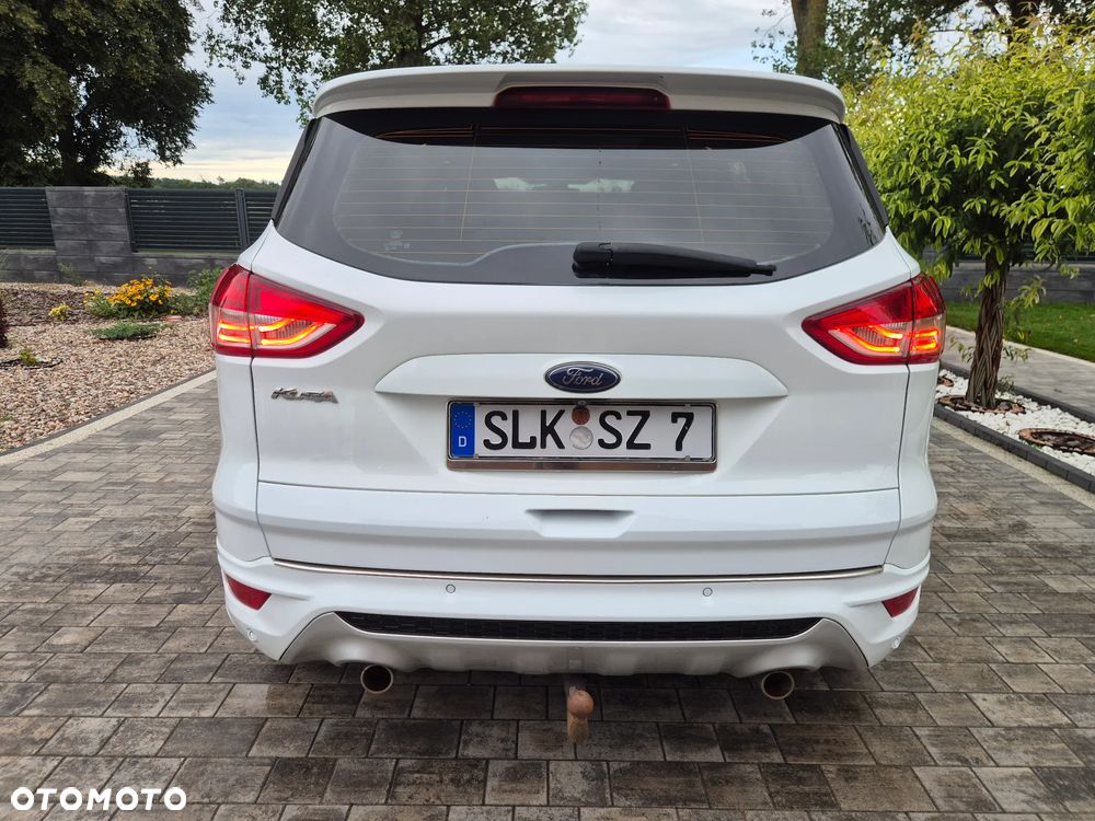 Ford Kuga 2.0 TDCi 4x4 Titanium - 38