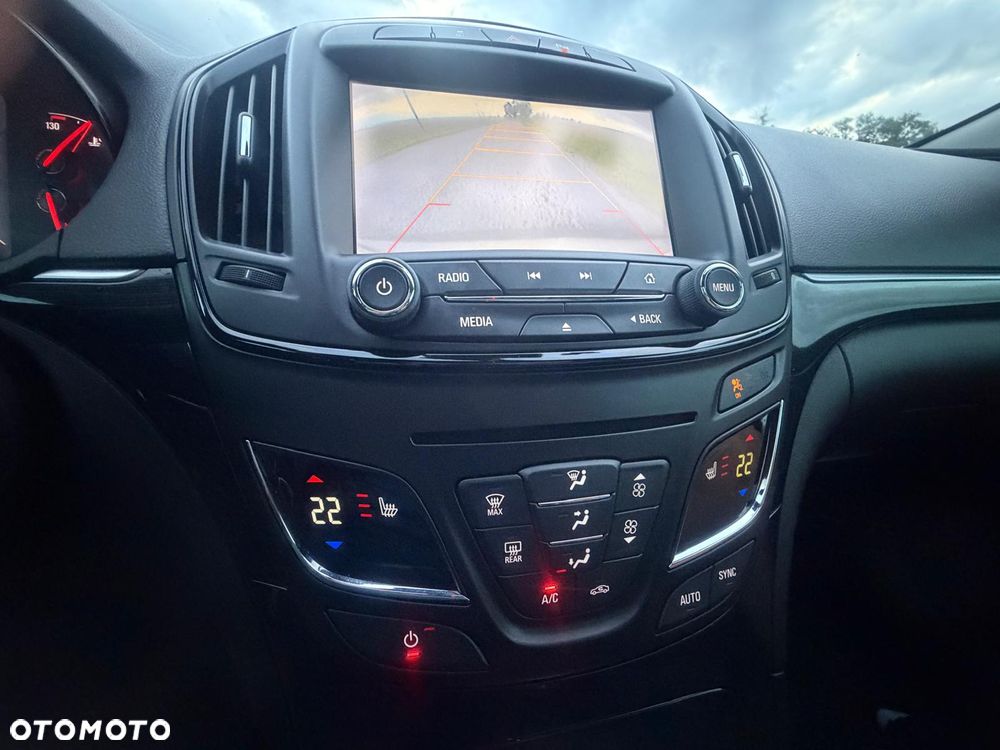 Opel Insignia - 30