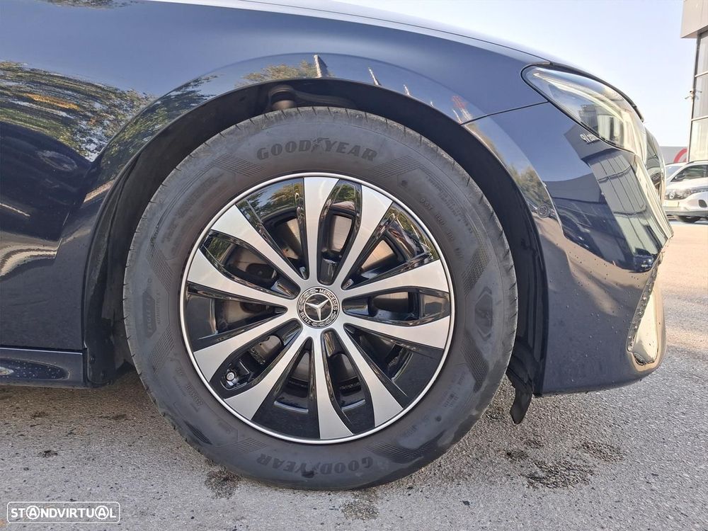 Mercedes-Benz E 220 d - 4