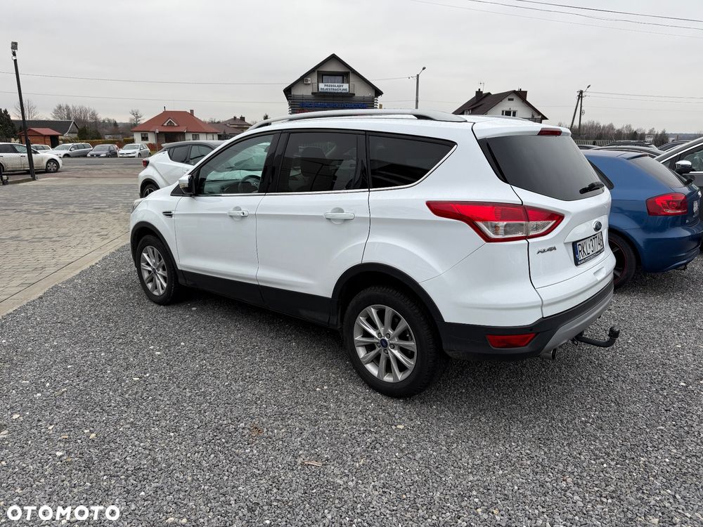 Ford Kuga 1.5 EcoBoost 2x4 Titanium - 5