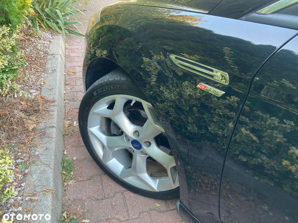 Ford Mondeo - 23