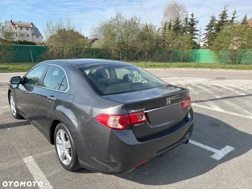 Honda Accord 2.0 Lifestyle - 4