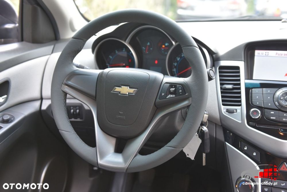 Chevrolet Cruze - 23