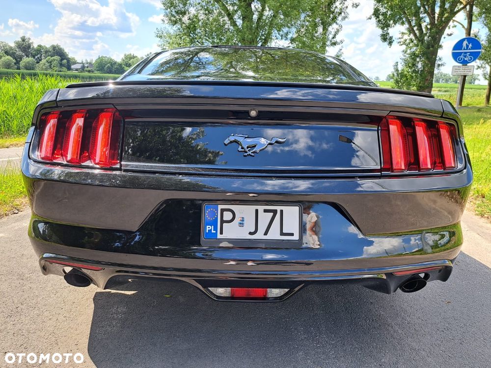 Ford Mustang 2.3 EcoBoost - 14